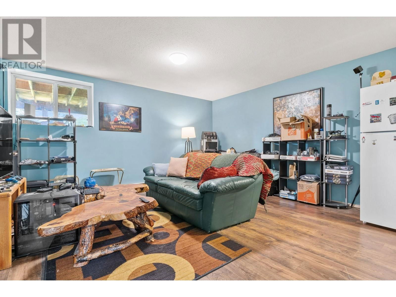 3830 GELLATLY ROAD SOUTH Image 17