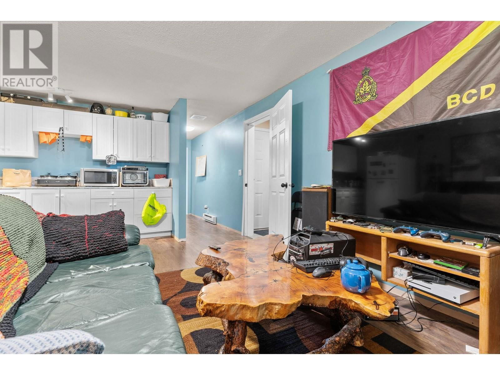3830 GELLATLY ROAD SOUTH Image 18