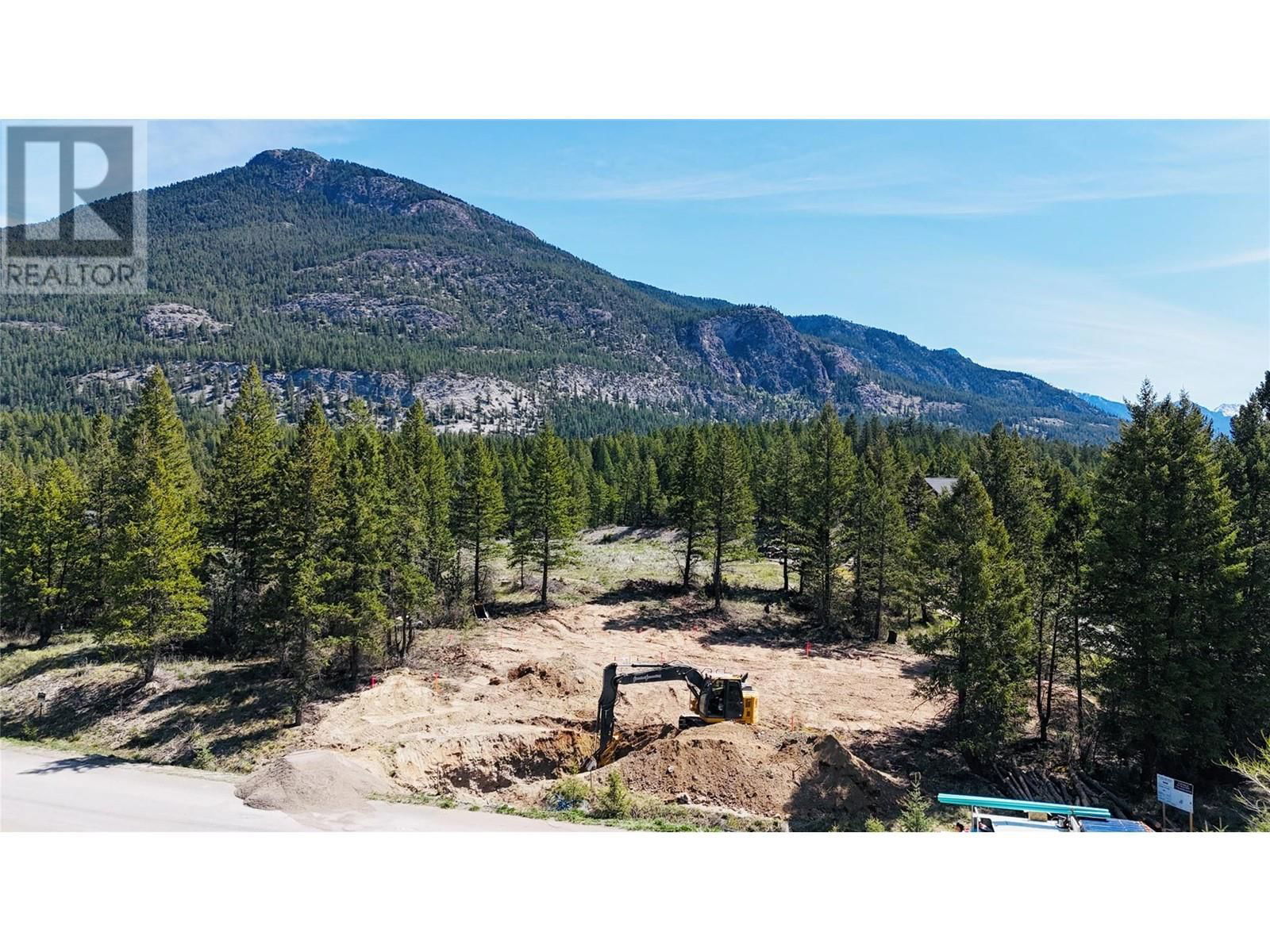 5072 BERLAND BEND Image 3