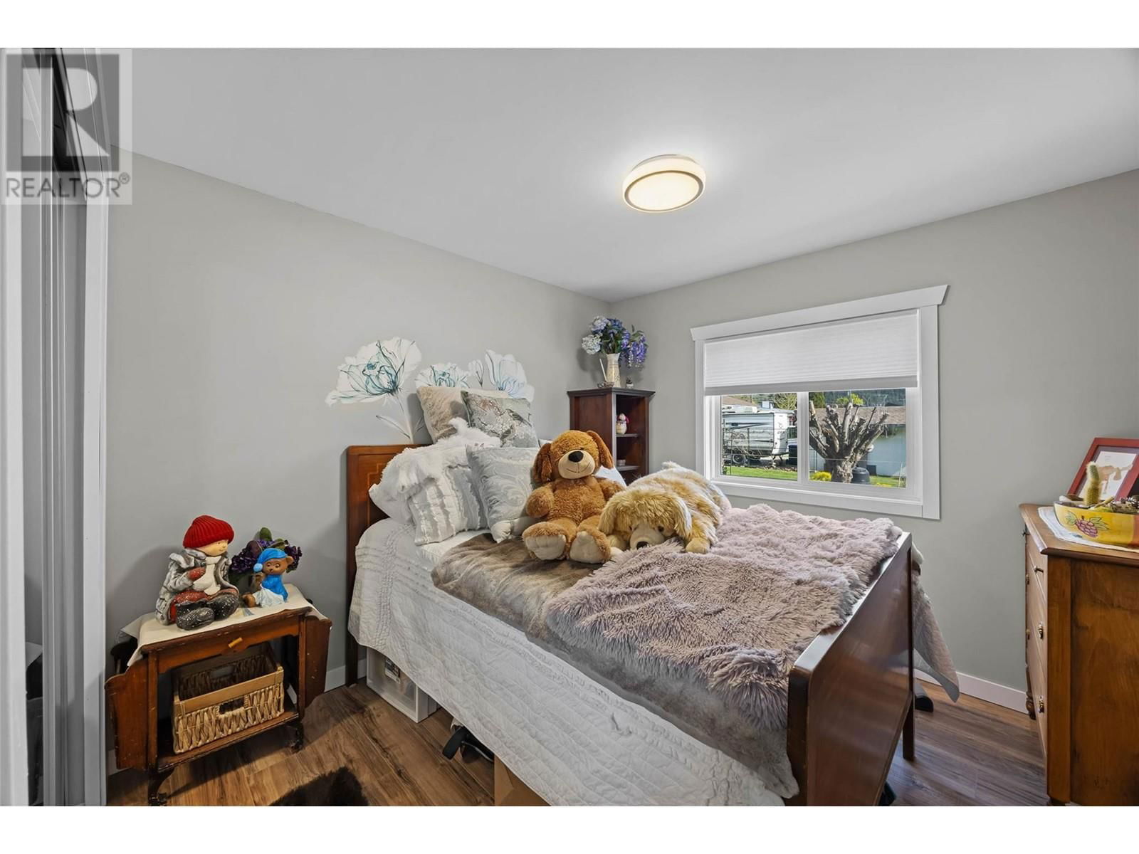 518 PINE STREET Image 10