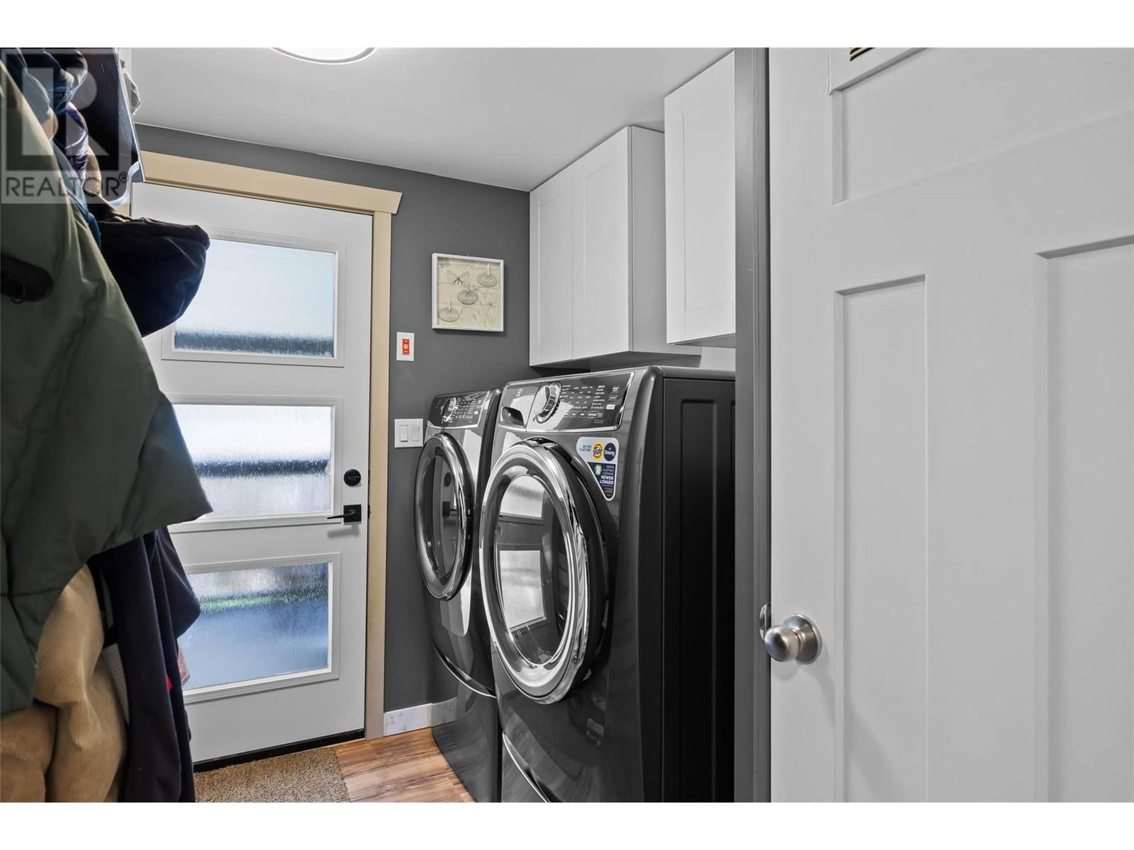518 PINE STREET Image 11