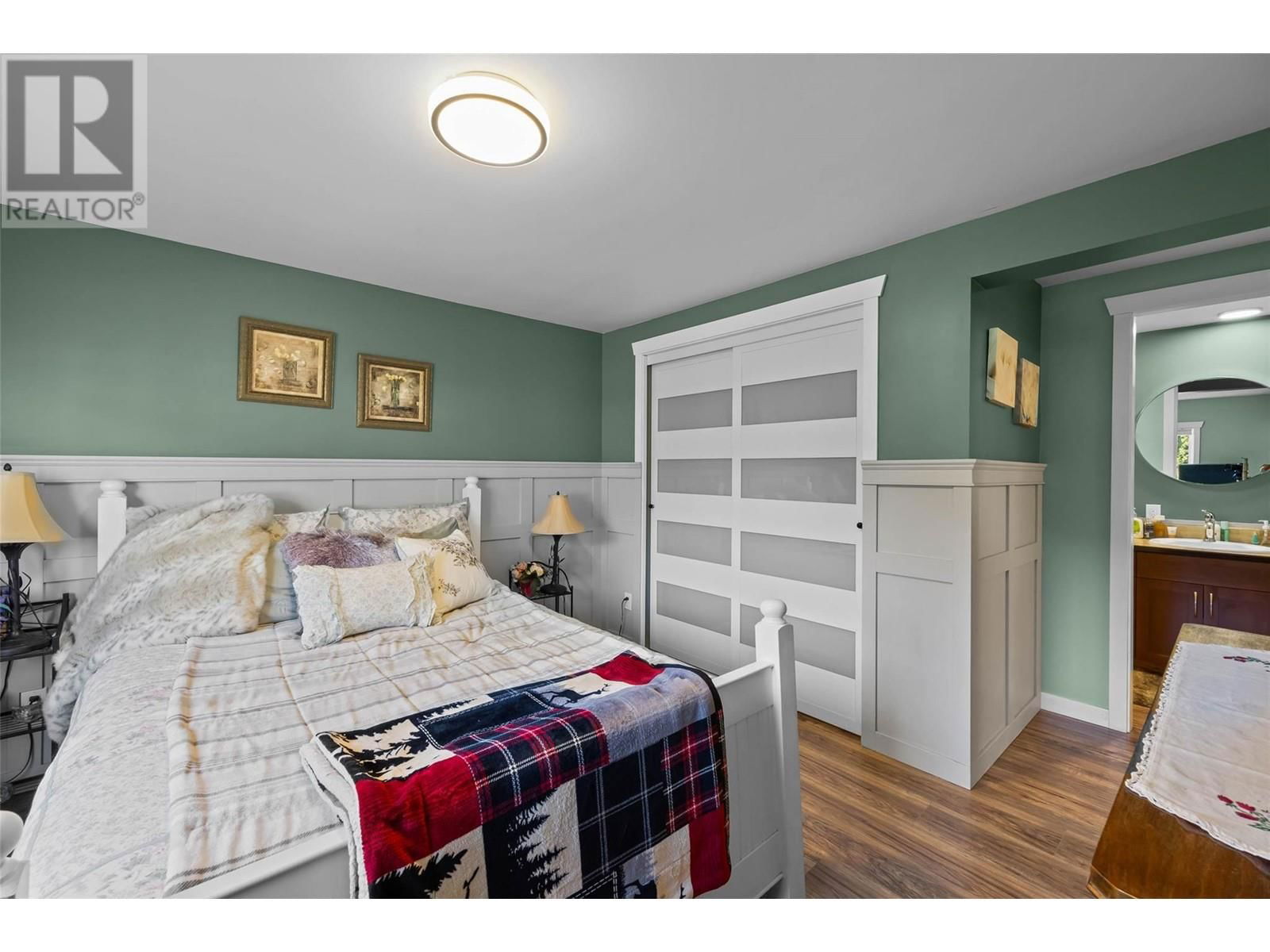 518 PINE STREET Image 15
