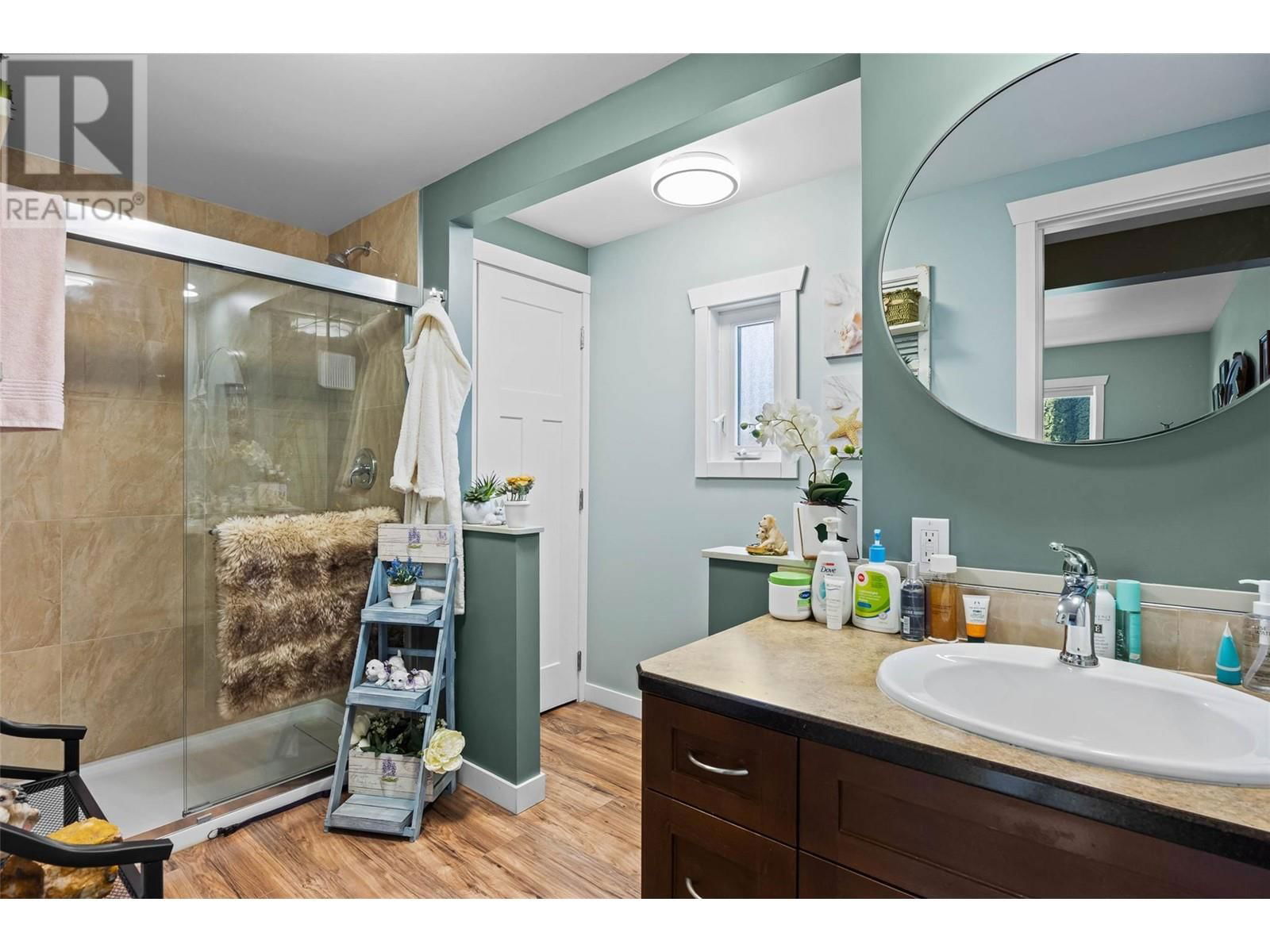 518 PINE STREET Image 16