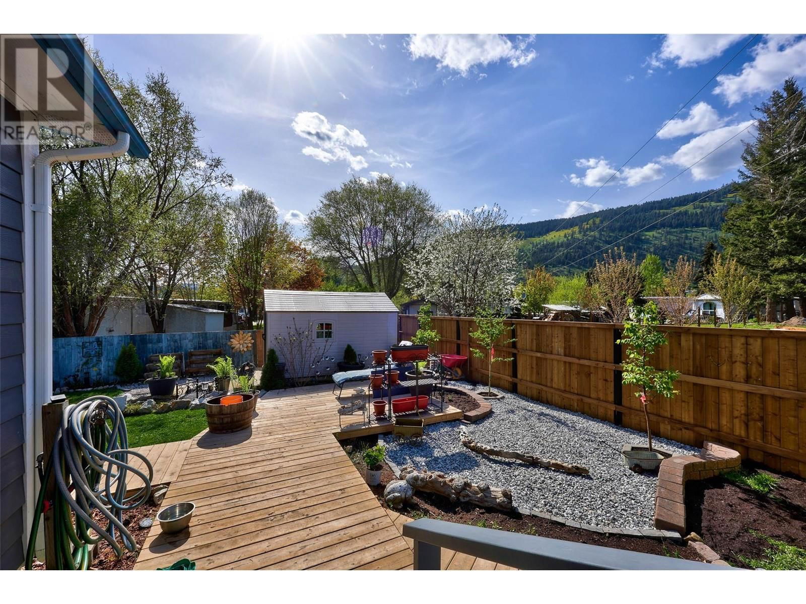 518 PINE STREET Image 17
