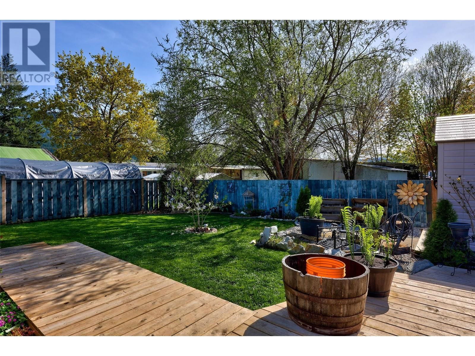 518 PINE STREET Image 19