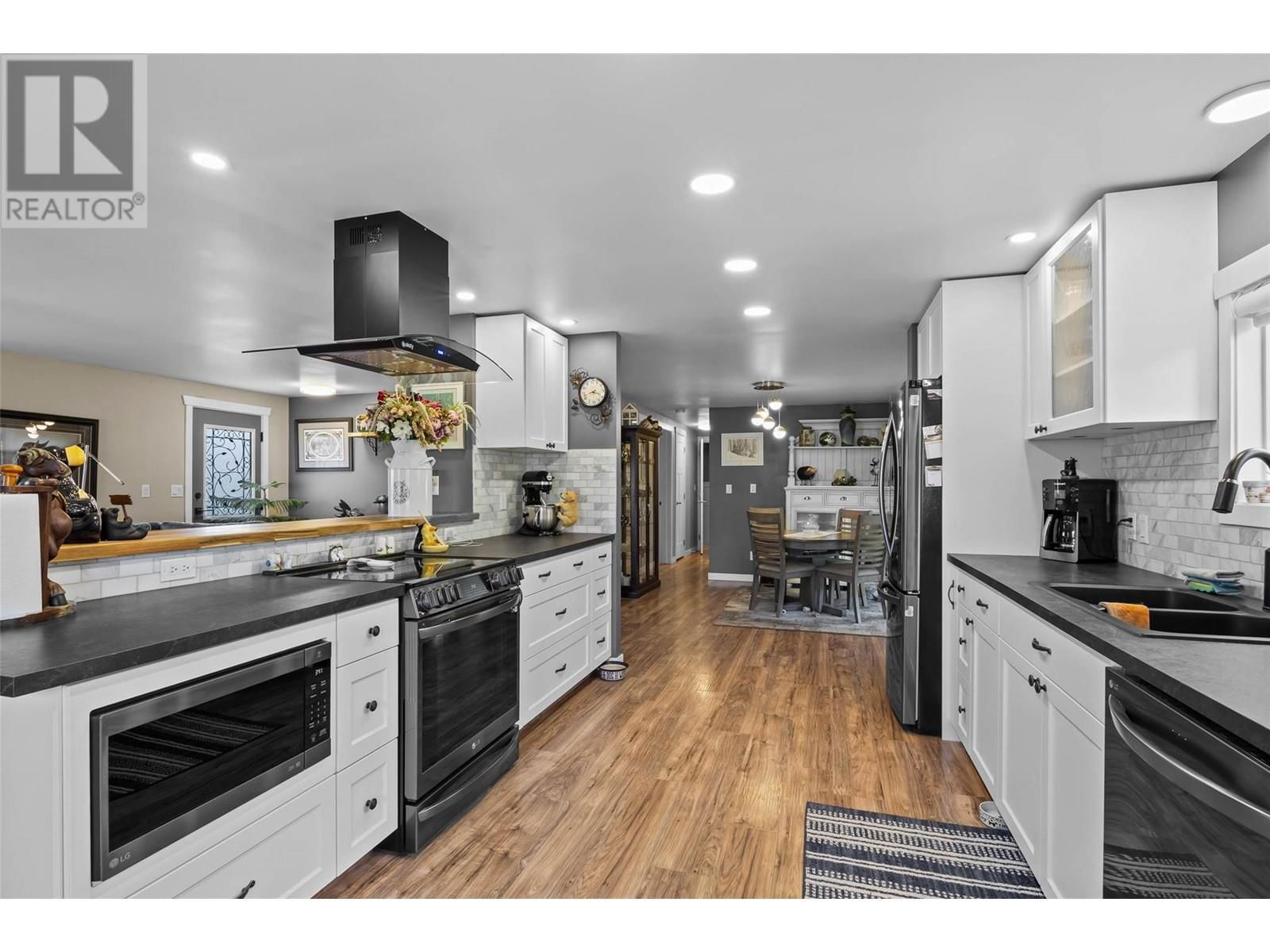 518 PINE STREET Image 3