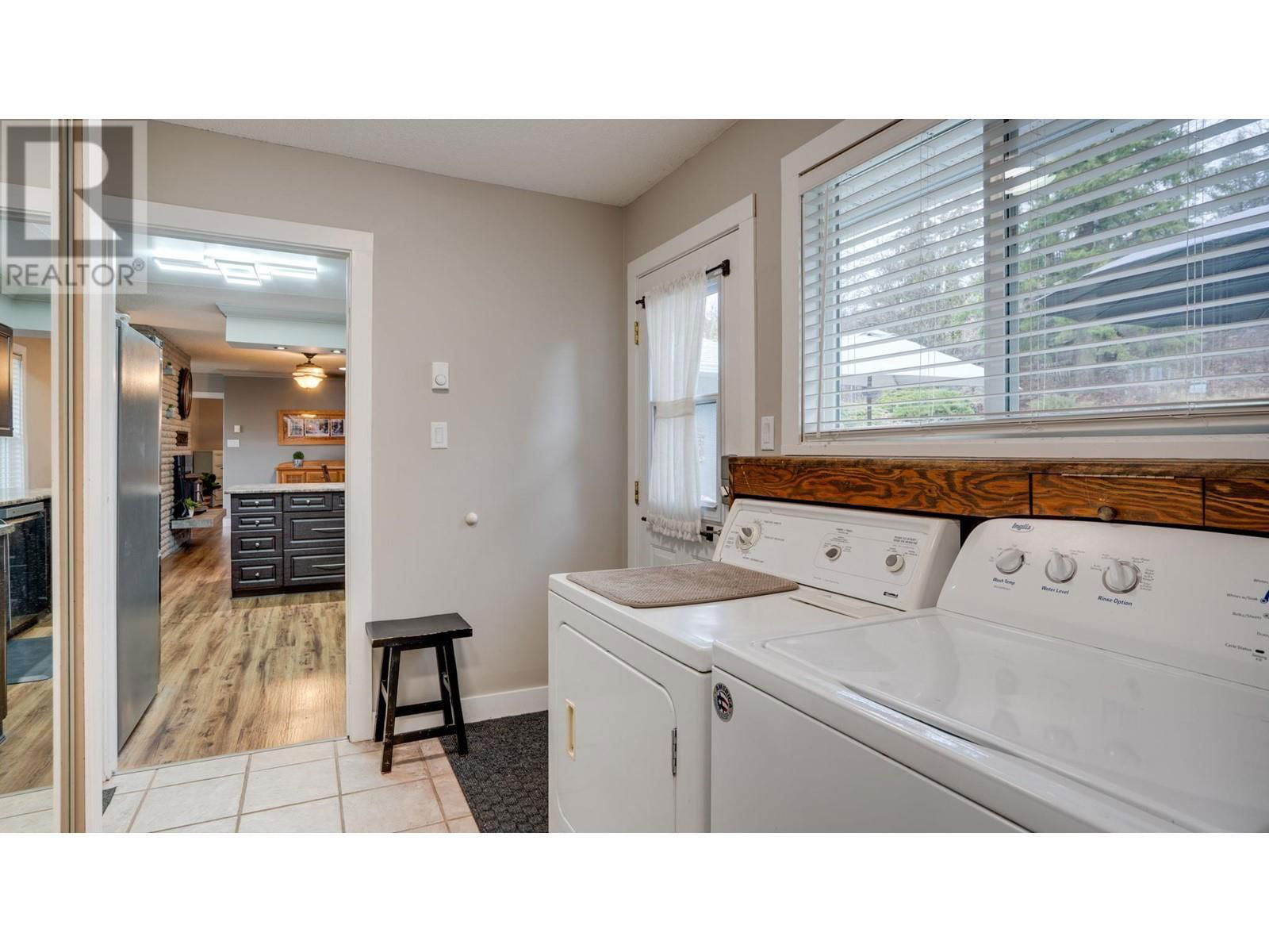 1850 LAKESHORE ROAD Image 30