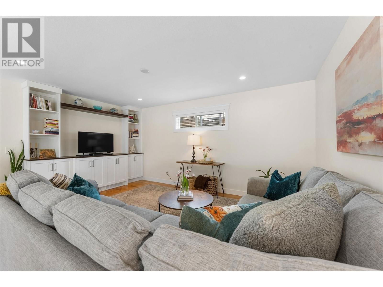 3340 MIMOSA DRIVE Image 13