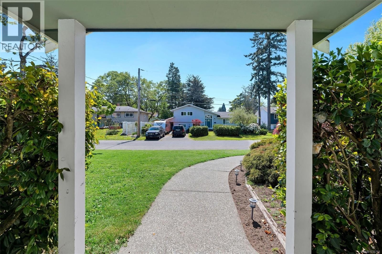 1722 Jefferson Avenue property photo