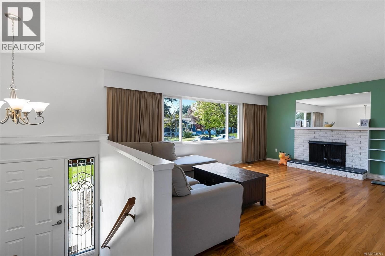 1722 Jefferson Avenue property photo