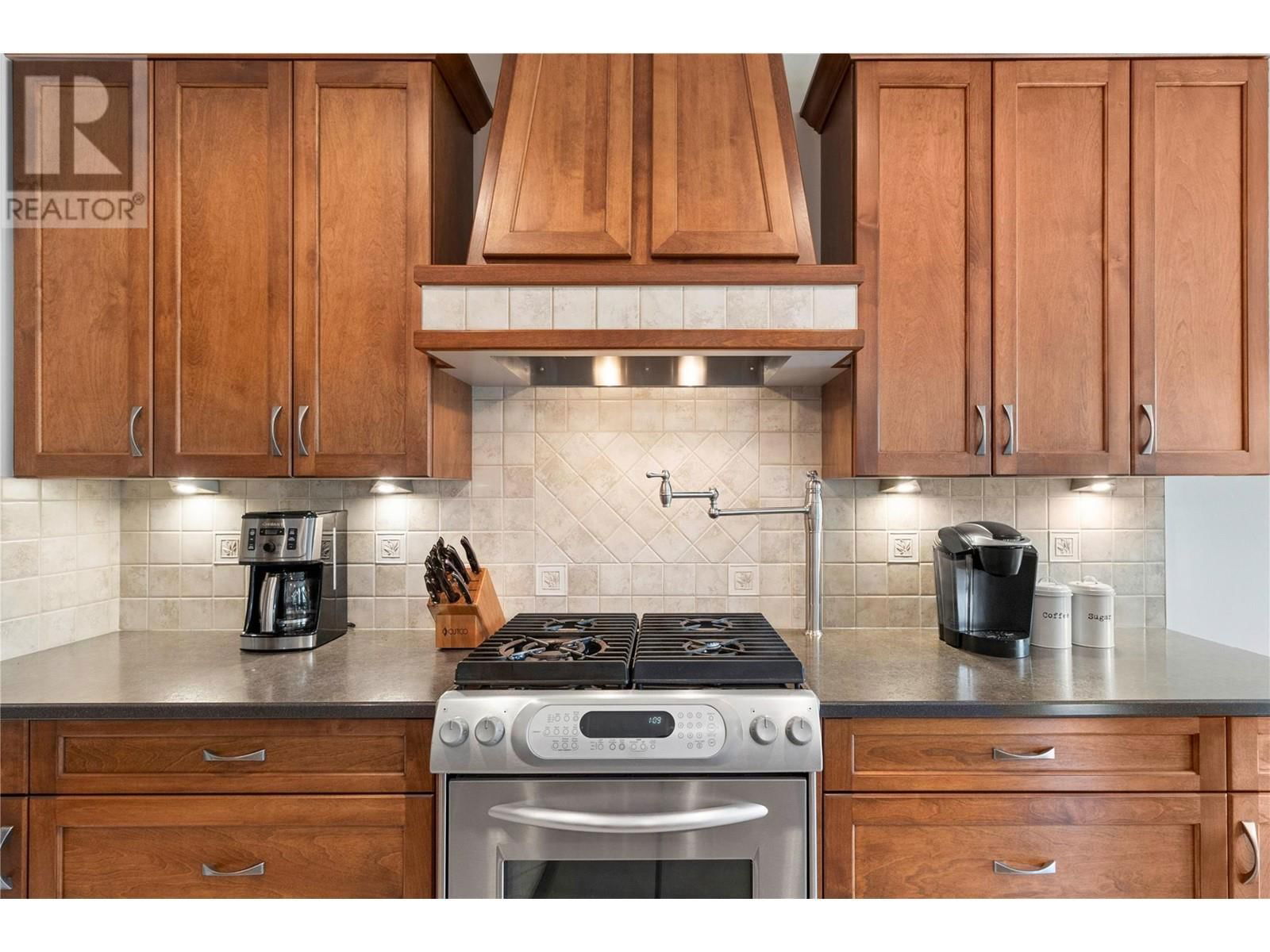 2701 MOUNTVIEW DRIVE Image 19
