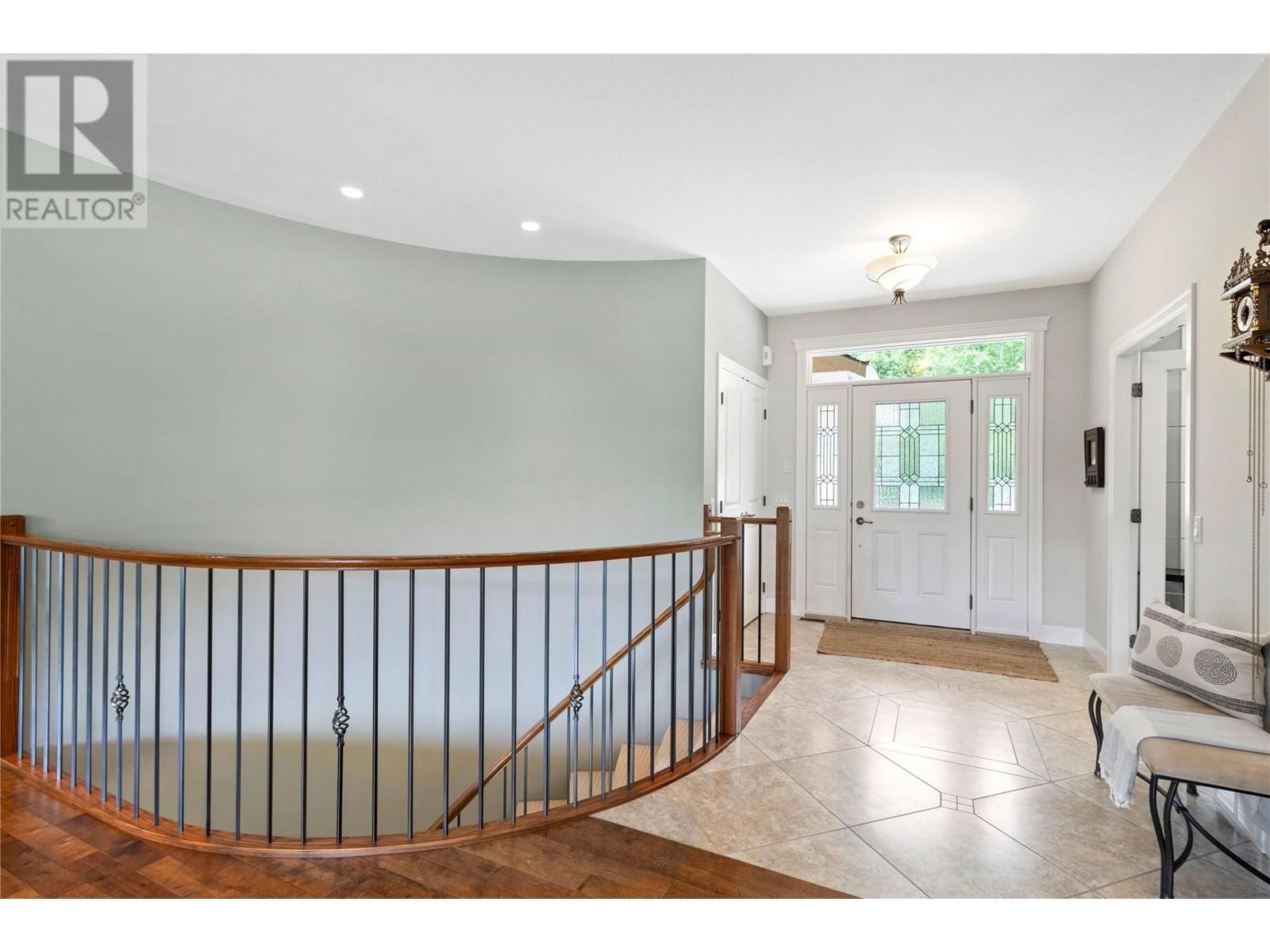 2701 MOUNTVIEW DRIVE Image 25