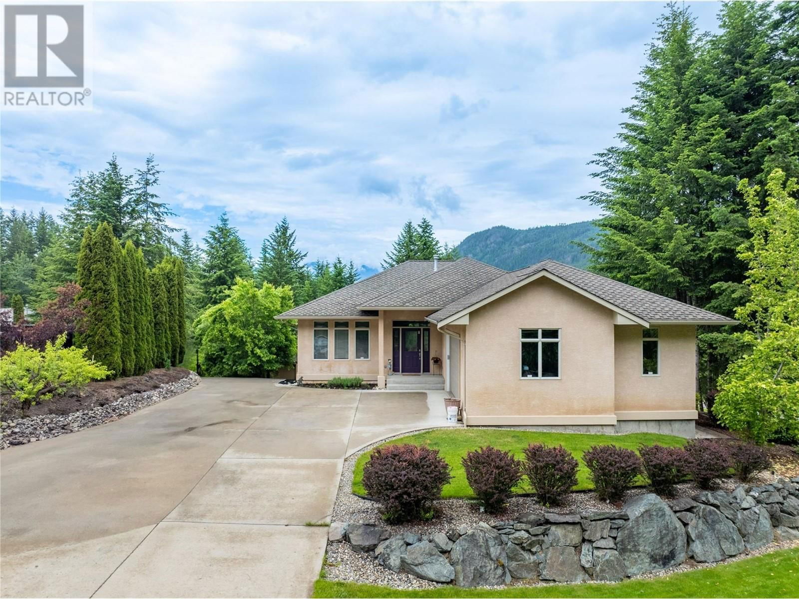 2701 MOUNTVIEW DRIVE Image 4