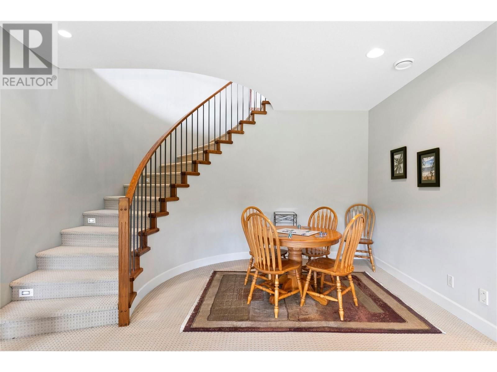 2701 MOUNTVIEW DRIVE Image 42