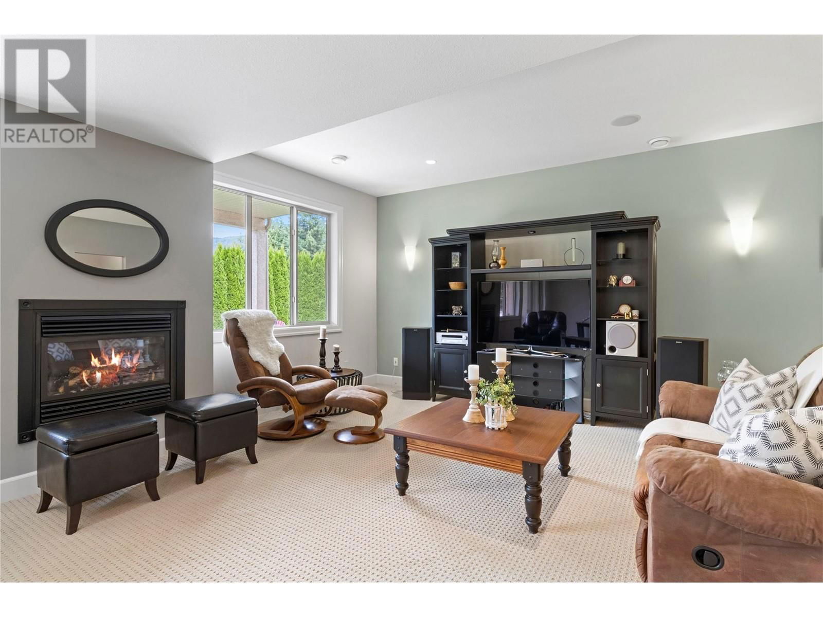 2701 MOUNTVIEW DRIVE Image 44