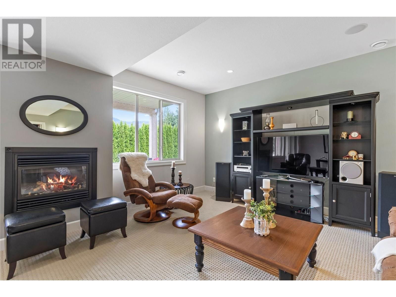 2701 MOUNTVIEW DRIVE Image 45