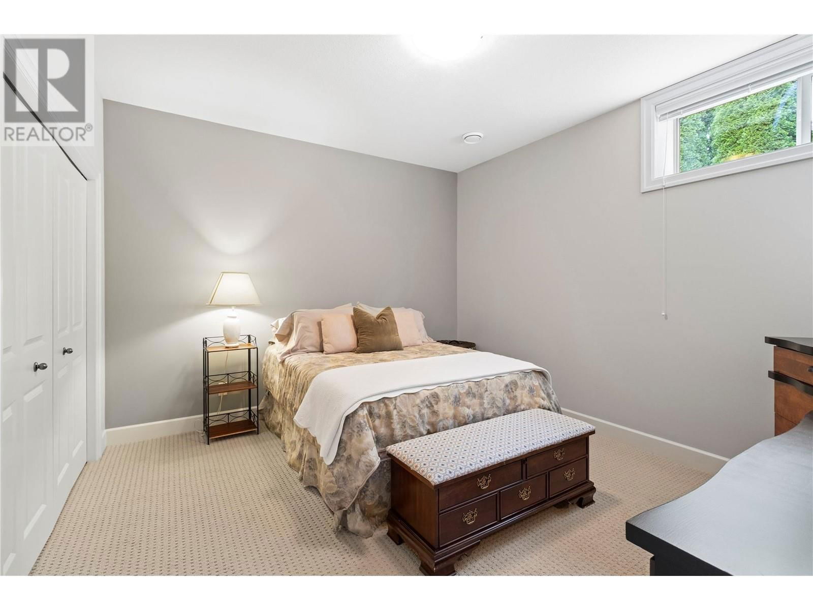 2701 MOUNTVIEW DRIVE Image 55