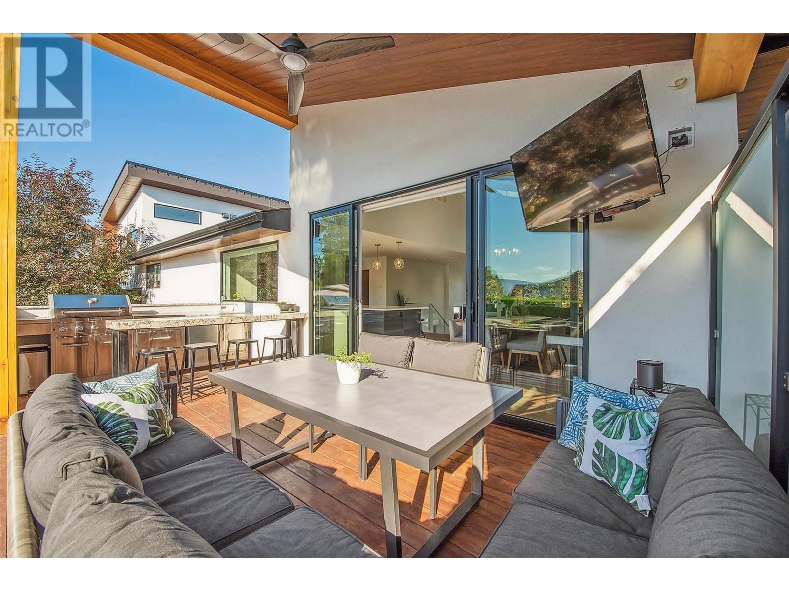 4354 KENSINGTON DRIVE Image 13
