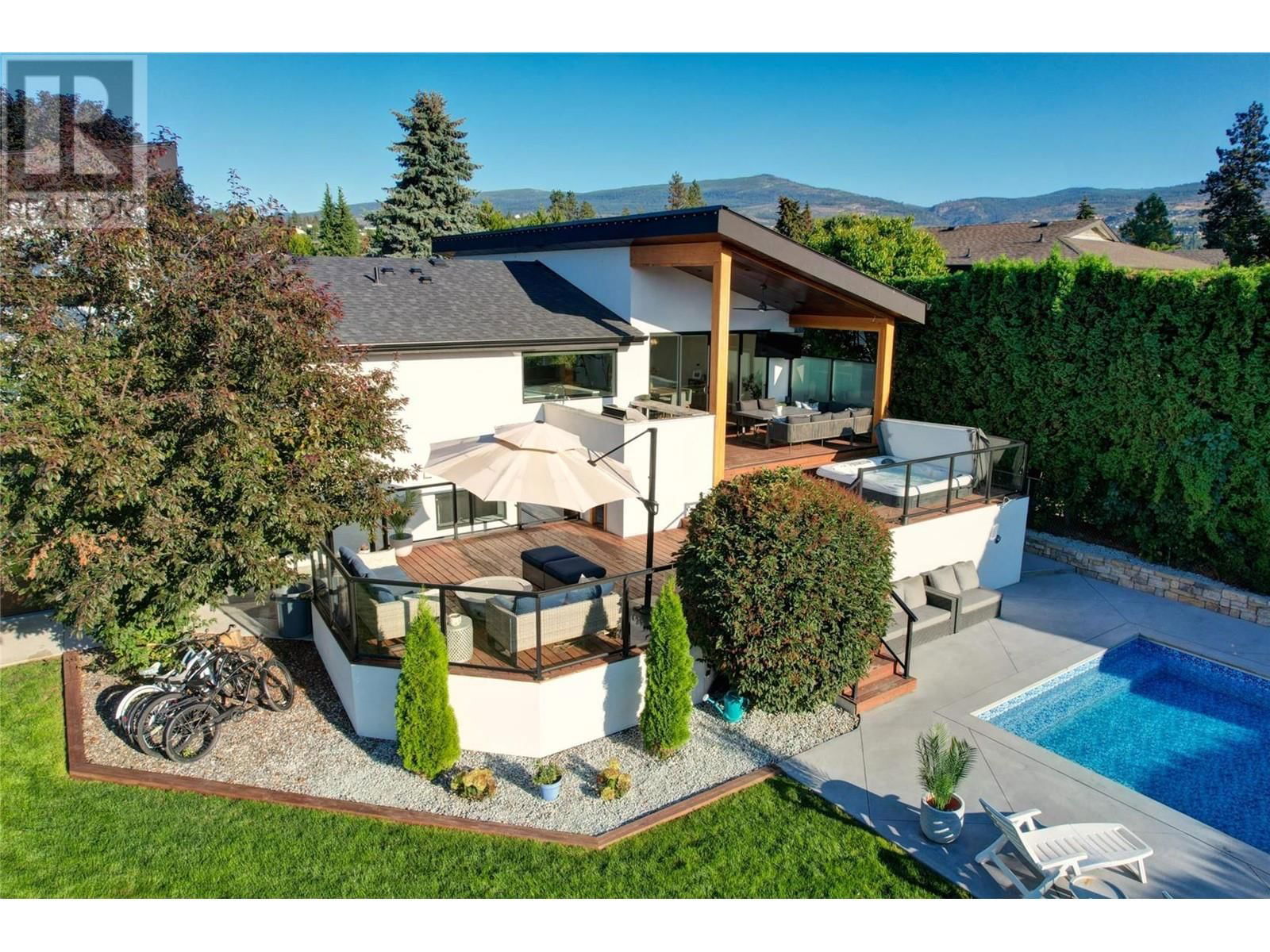 4354 KENSINGTON DRIVE Image 2