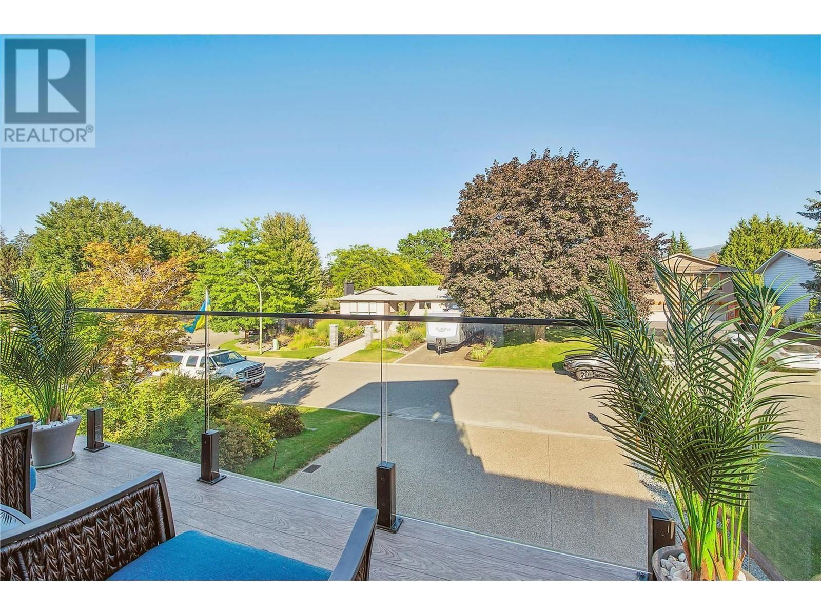 4354 KENSINGTON DRIVE Image 25