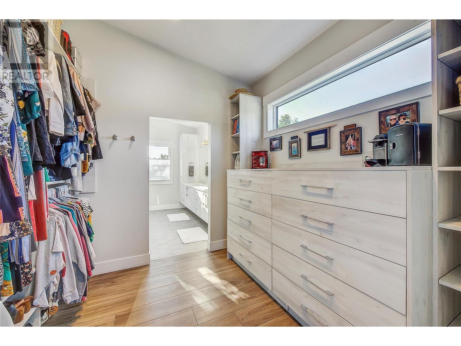 4354 KENSINGTON DRIVE Image 27