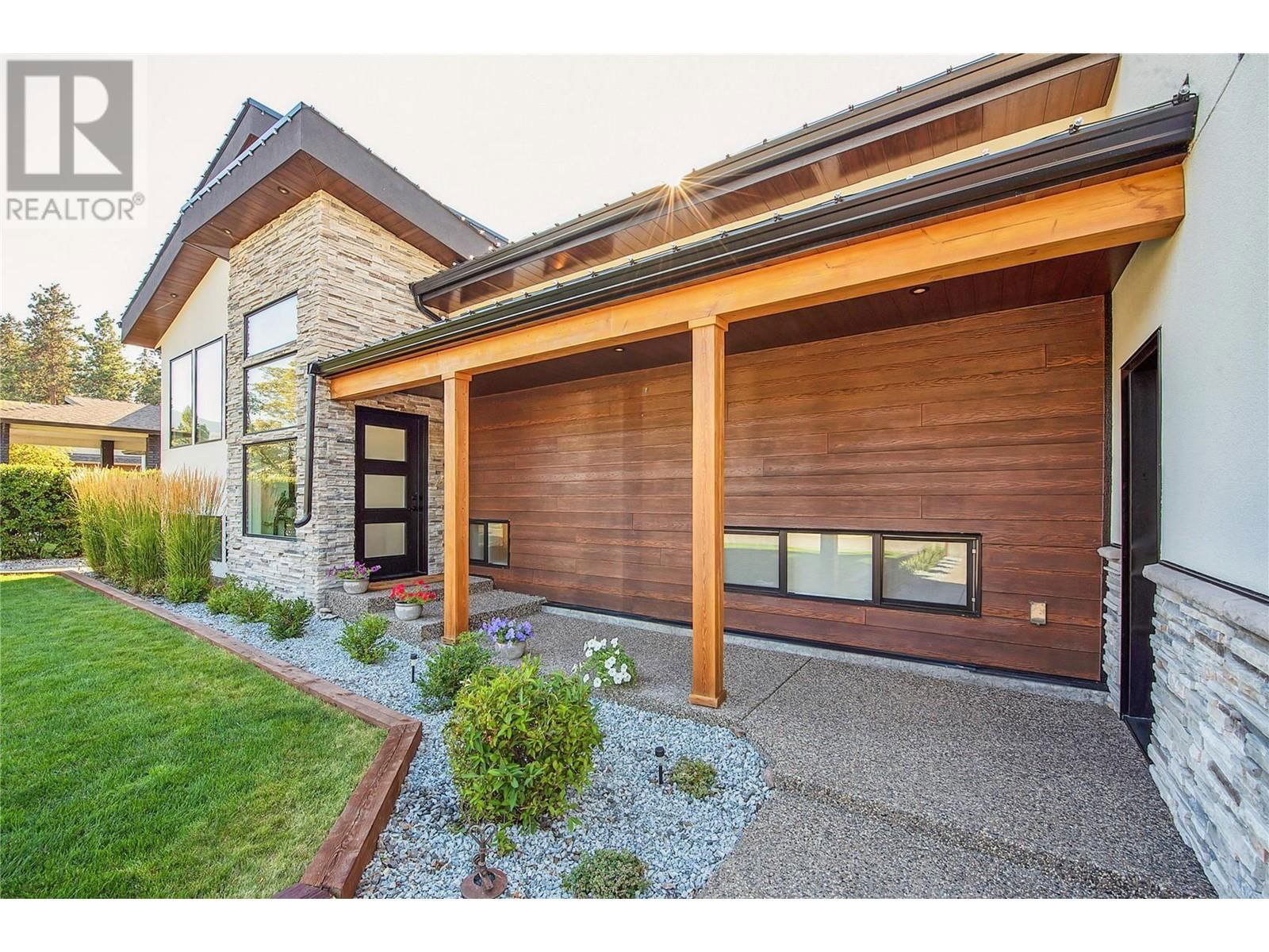 4354 KENSINGTON DRIVE Image 3