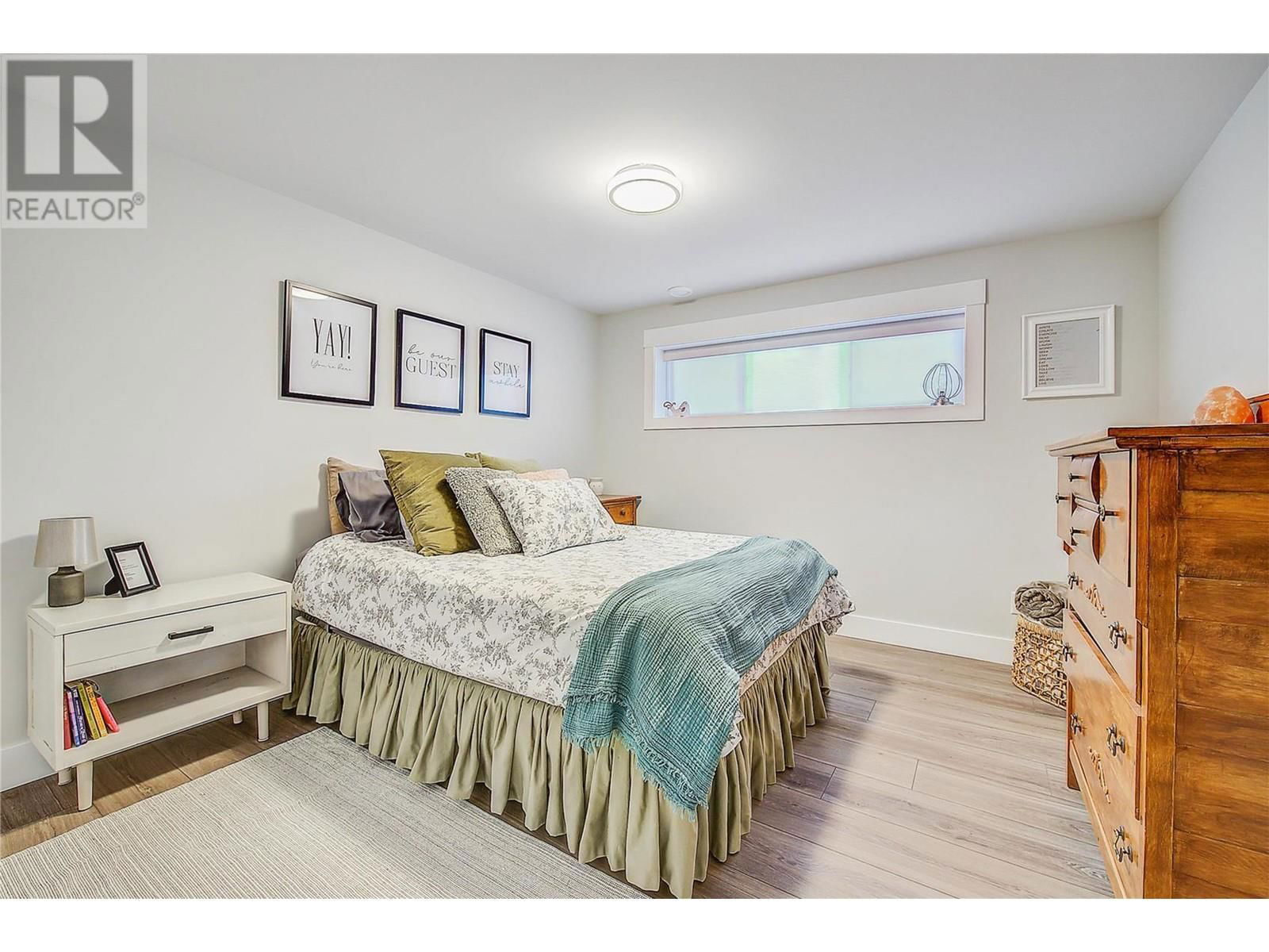 4354 KENSINGTON DRIVE Image 38