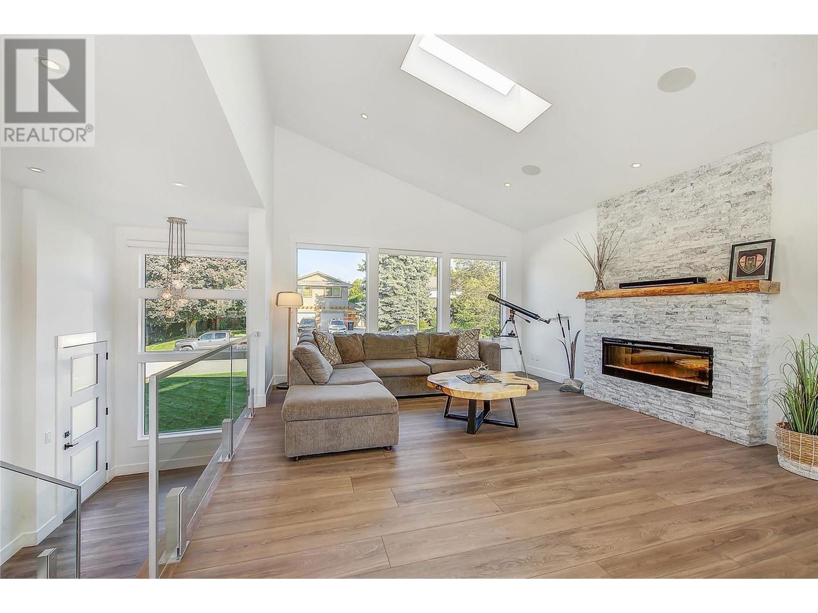 4354 KENSINGTON DRIVE Image 5