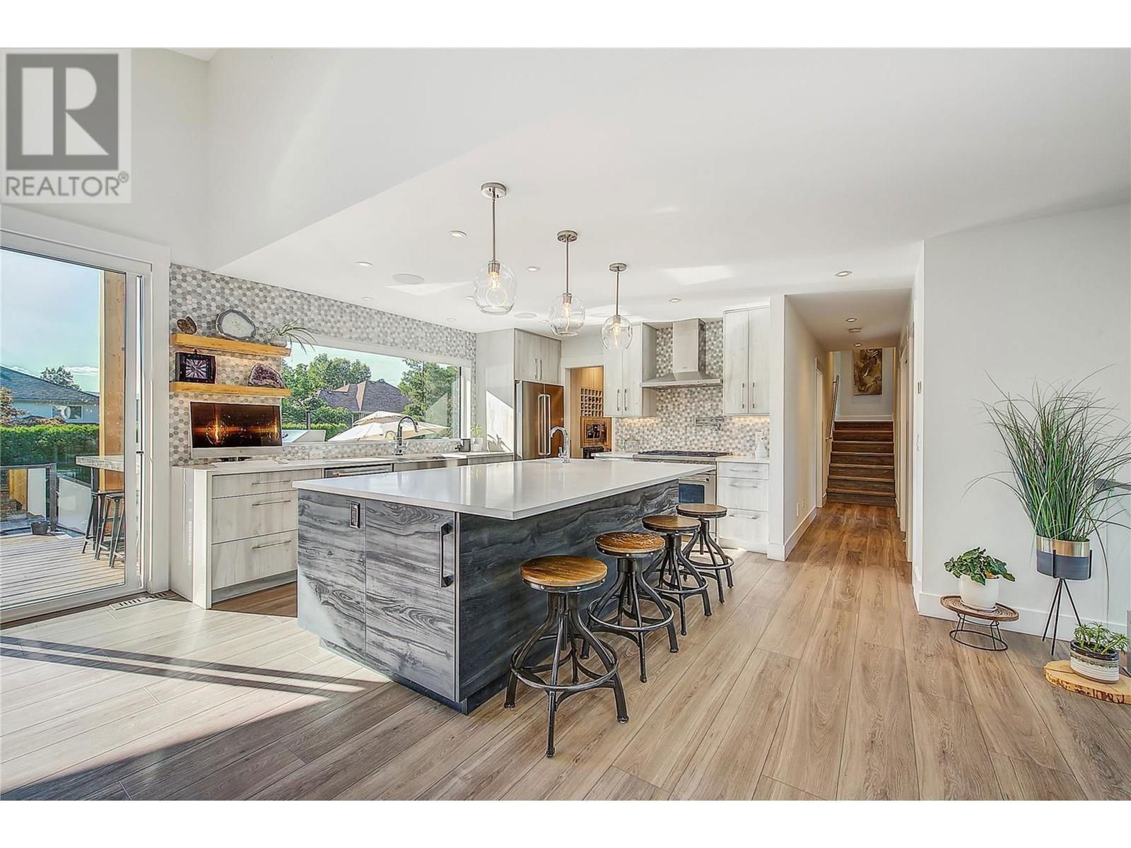 4354 KENSINGTON DRIVE Image 8