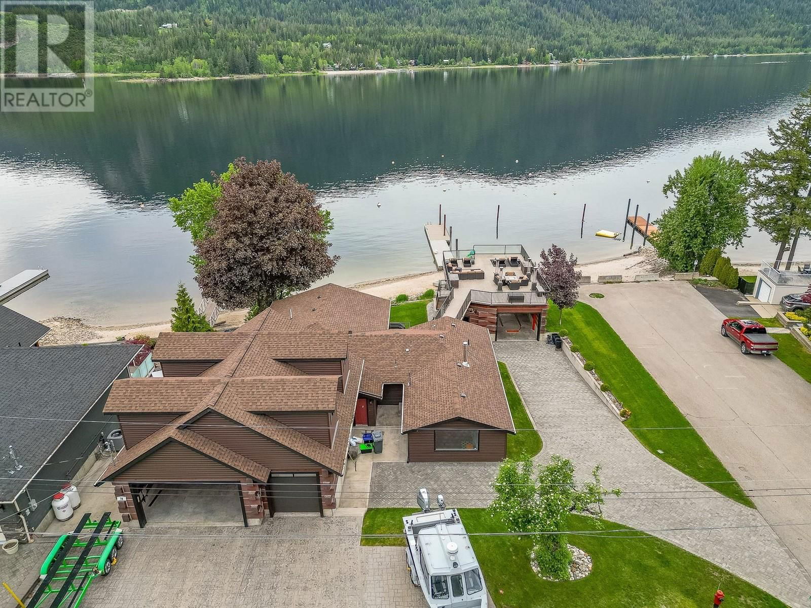 78 MONTCALM CRESCENT Image 51
