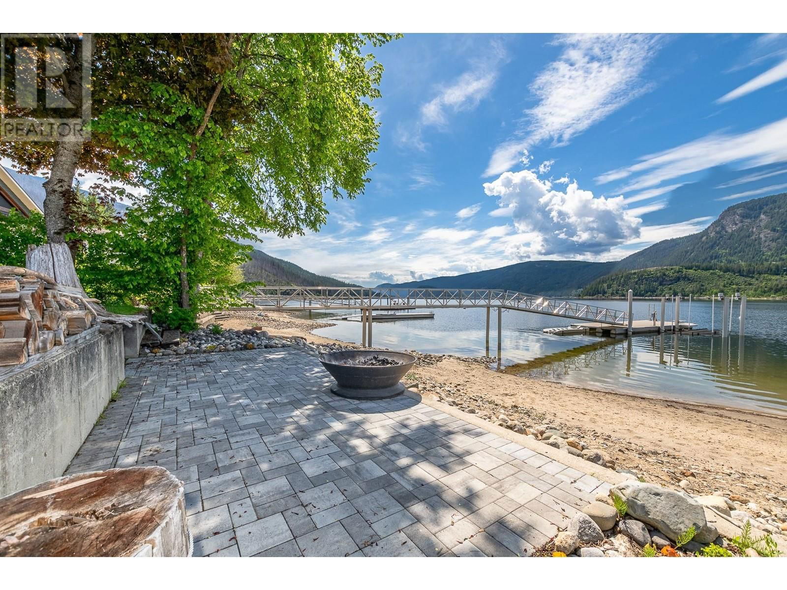 78 MONTCALM CRESCENT Image 63