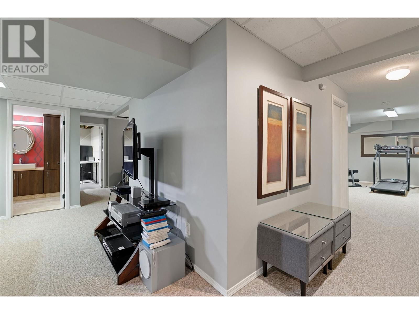 2643 O'REILLY ROAD Image 40