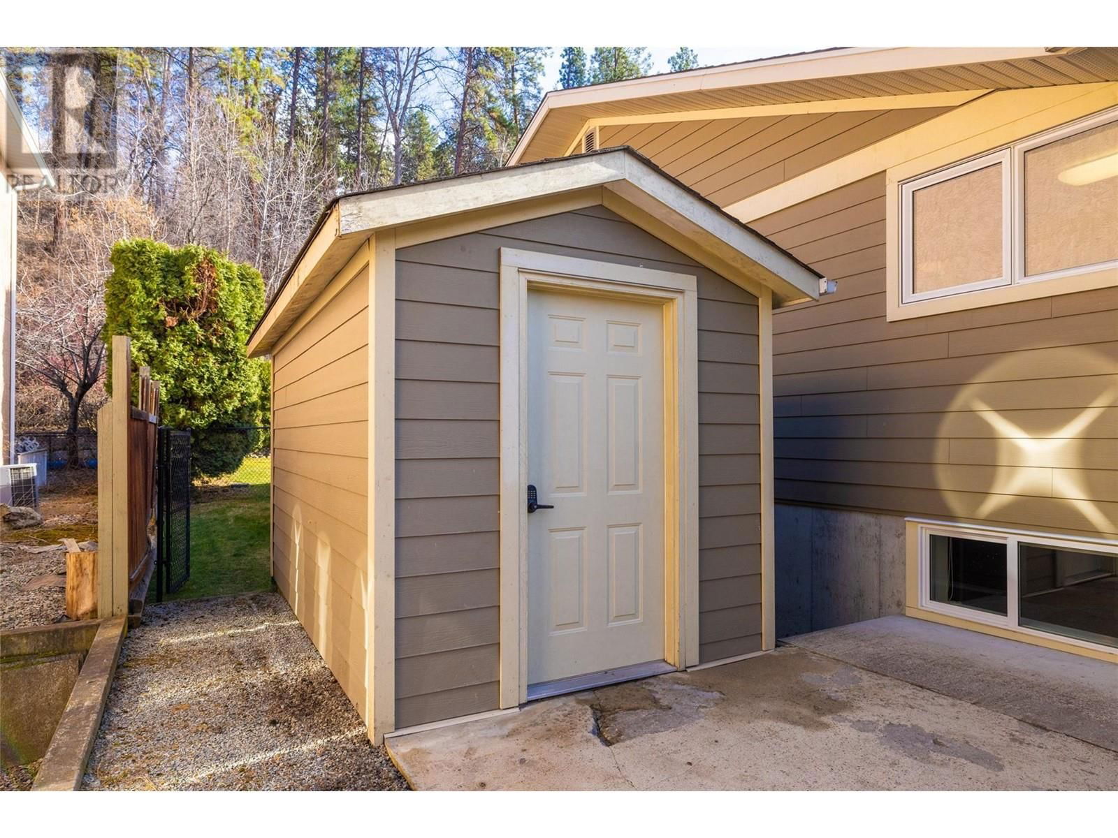 2643 O'REILLY ROAD Image 54