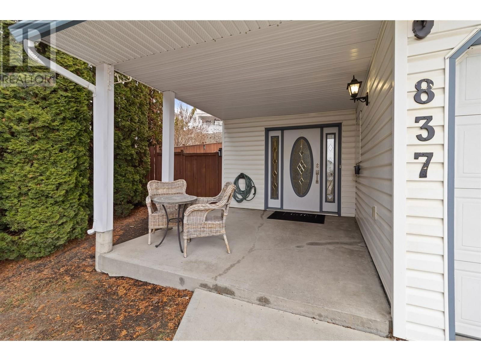 837 DUNROBIN DRIVE Image 3