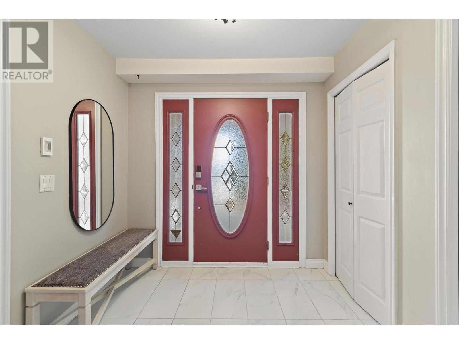 837 DUNROBIN DRIVE Image 4