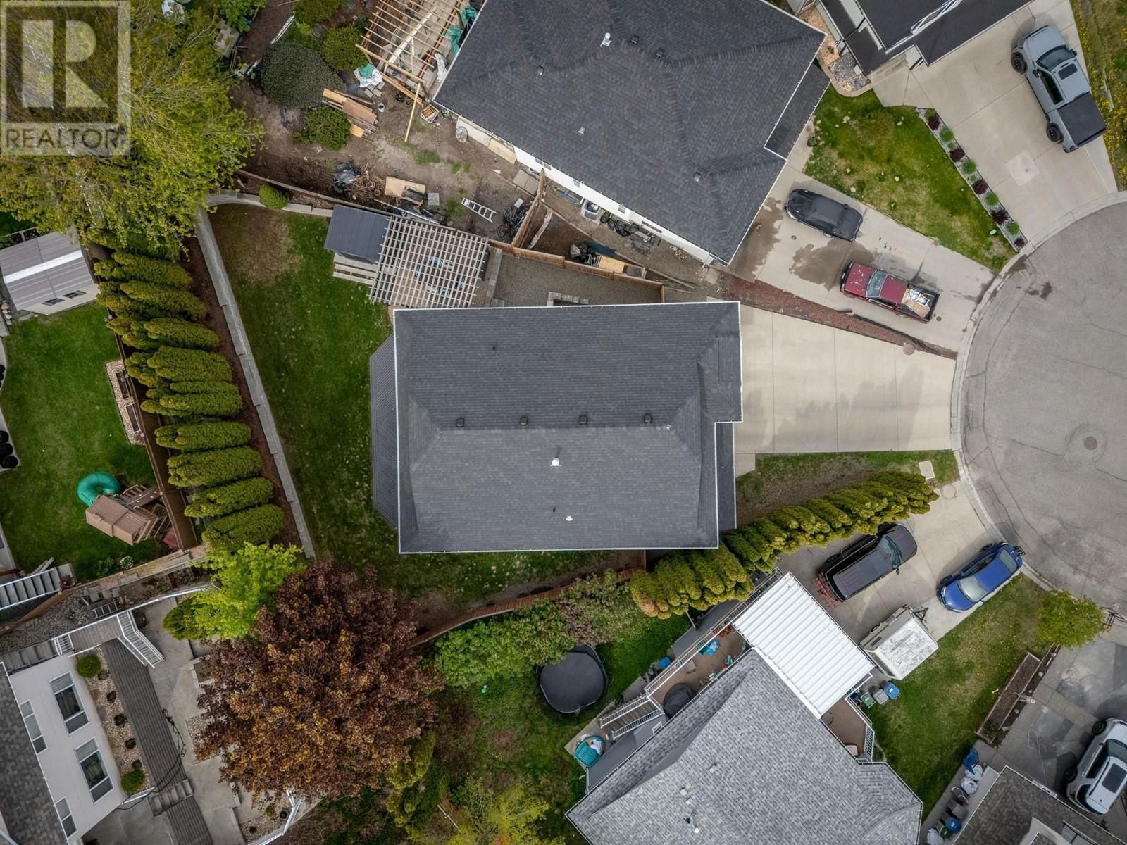 837 DUNROBIN DRIVE Image 48