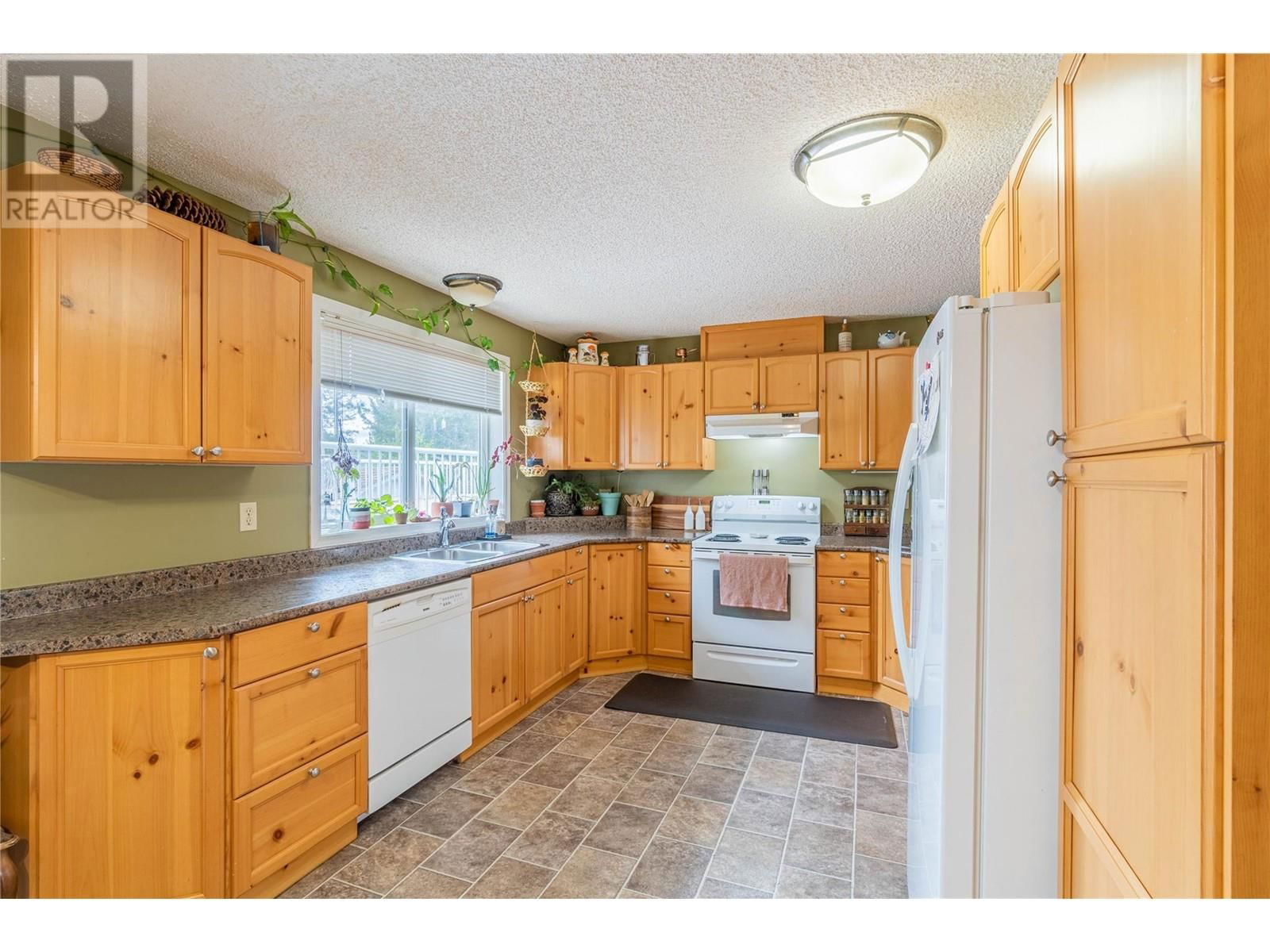 172 ASPEN CRESCENT Image 10