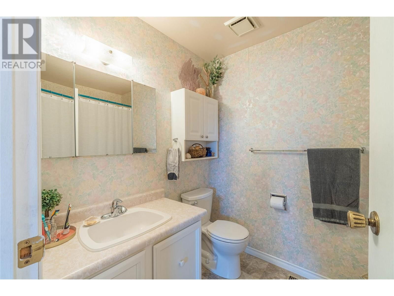 172 ASPEN CRESCENT Image 18