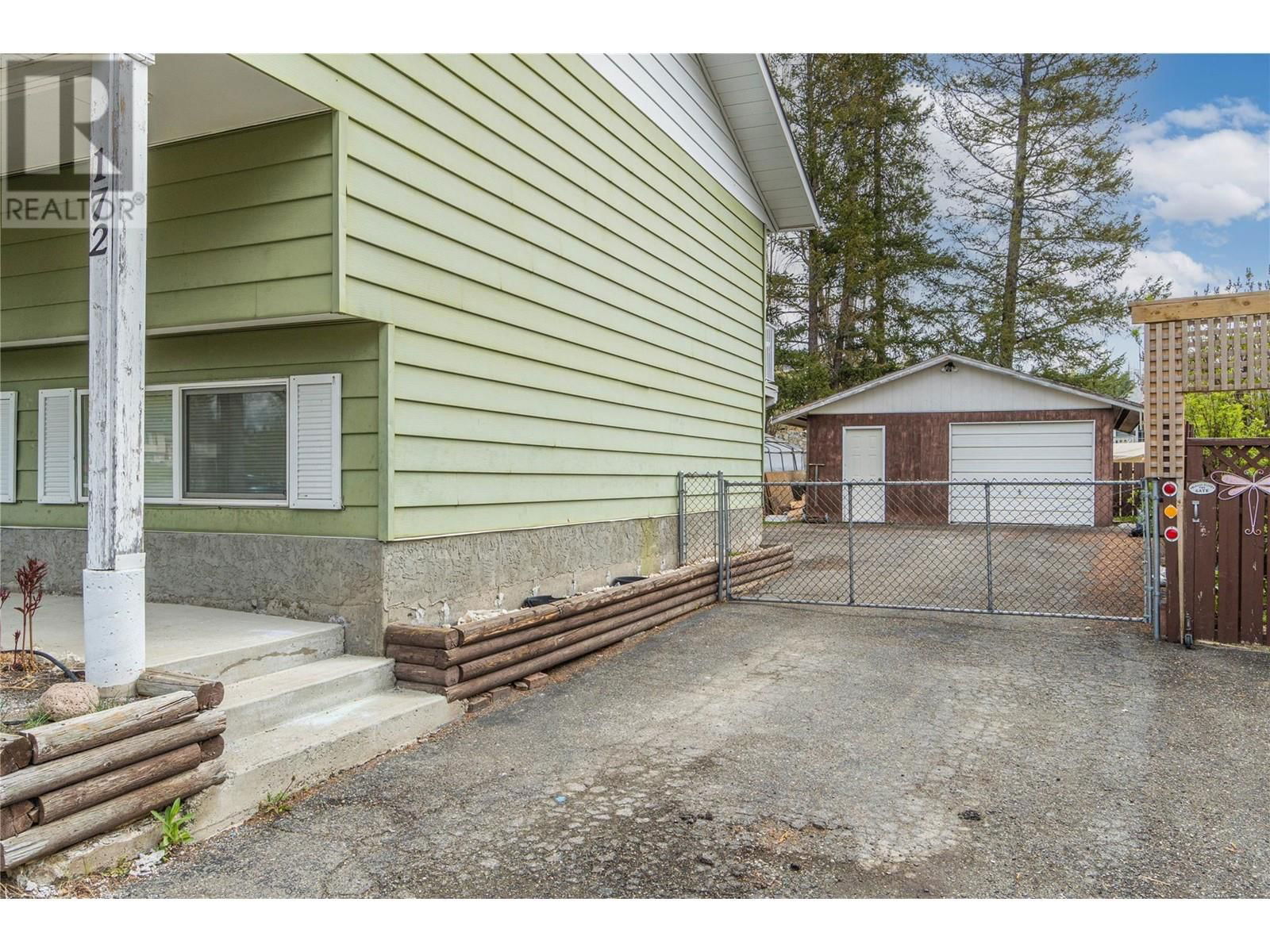 172 ASPEN CRESCENT Image 3