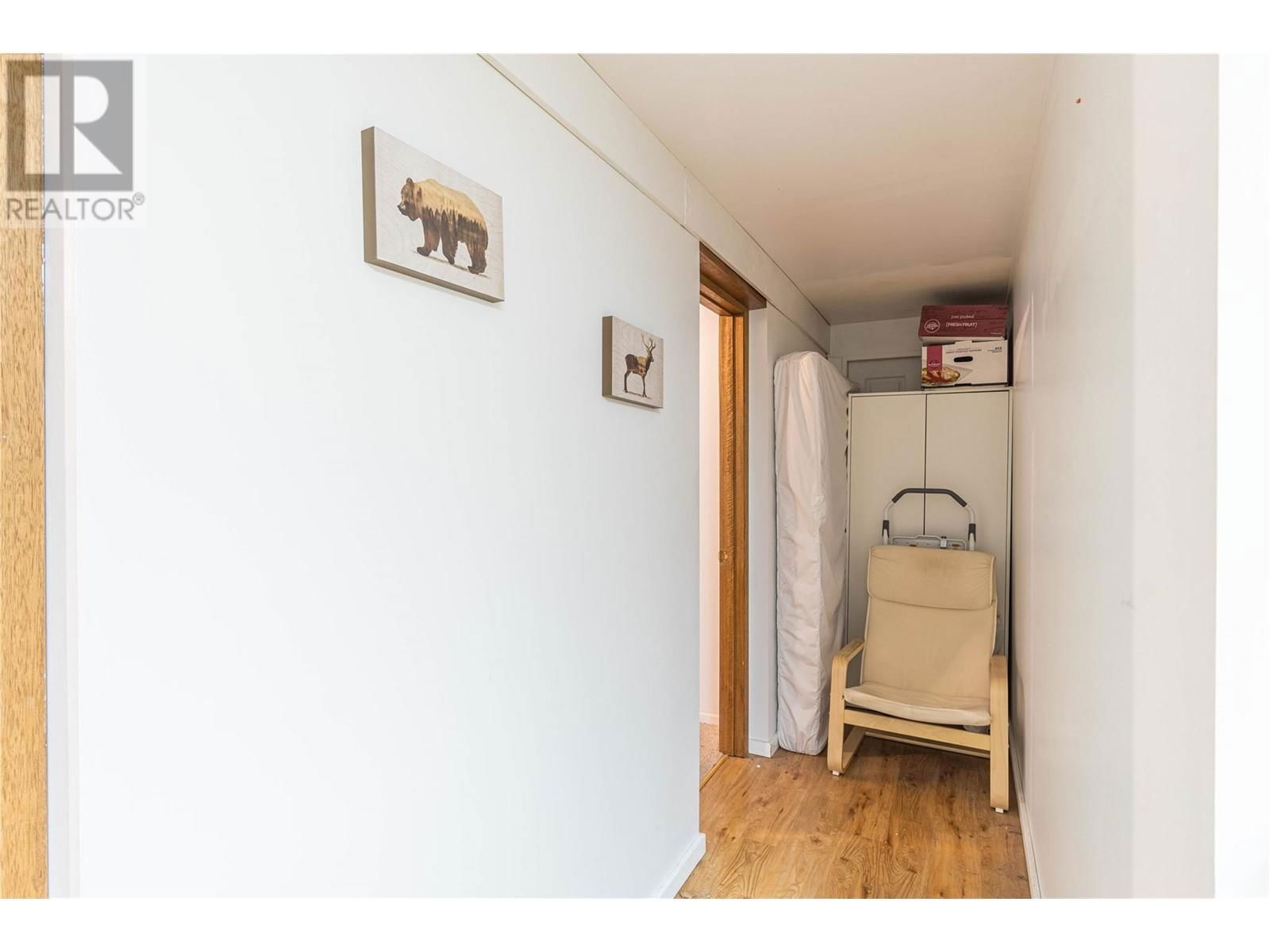 172 ASPEN CRESCENT Image 32