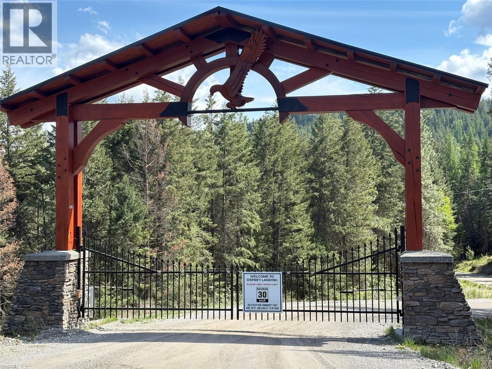 SL45 OSPREY LANDING Drive, Wardner, British Columbia V0B 2J0