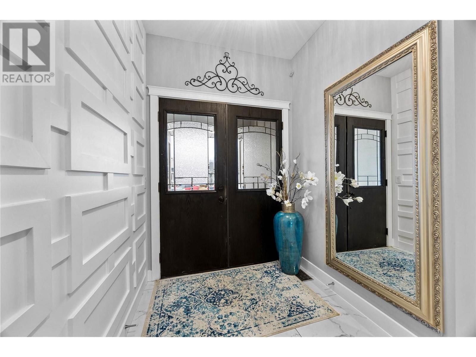 1532 EMERALD DRIVE Image 3