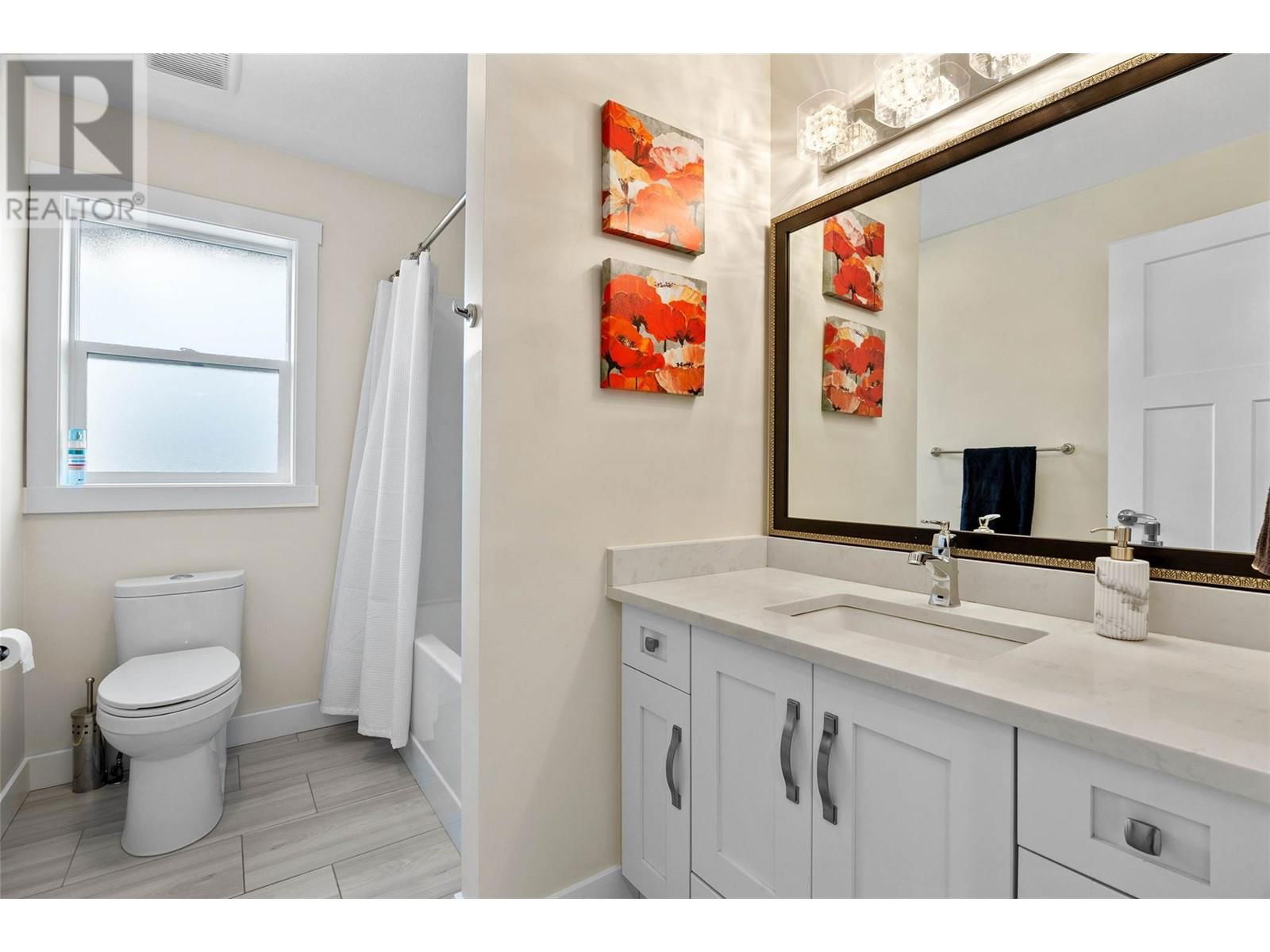 1532 EMERALD DRIVE Image 35