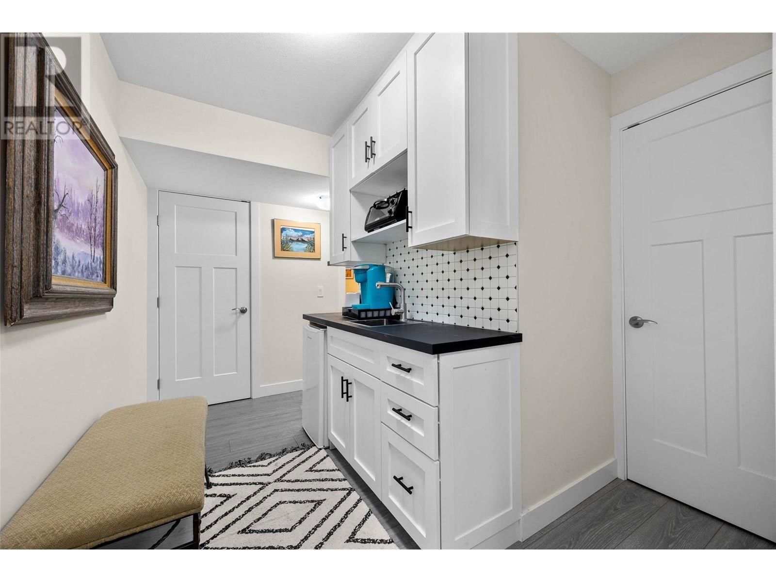 1532 EMERALD DRIVE Image 45