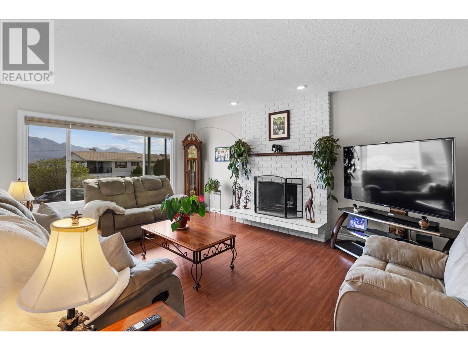 2138 WITT ROAD Image 6