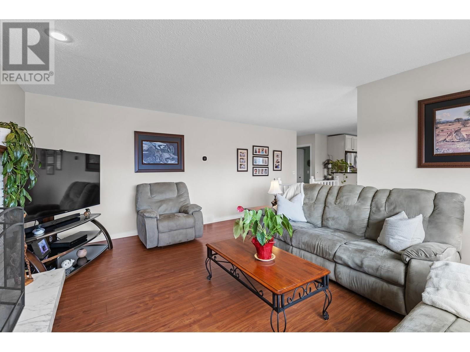 2138 WITT ROAD Image 7