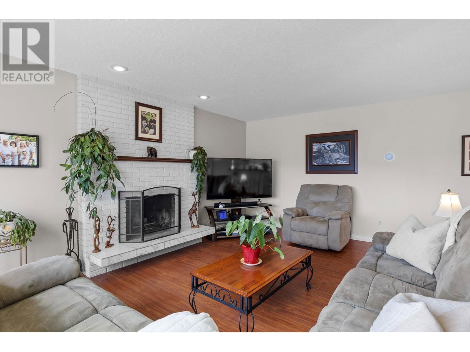 2138 WITT ROAD Image 9