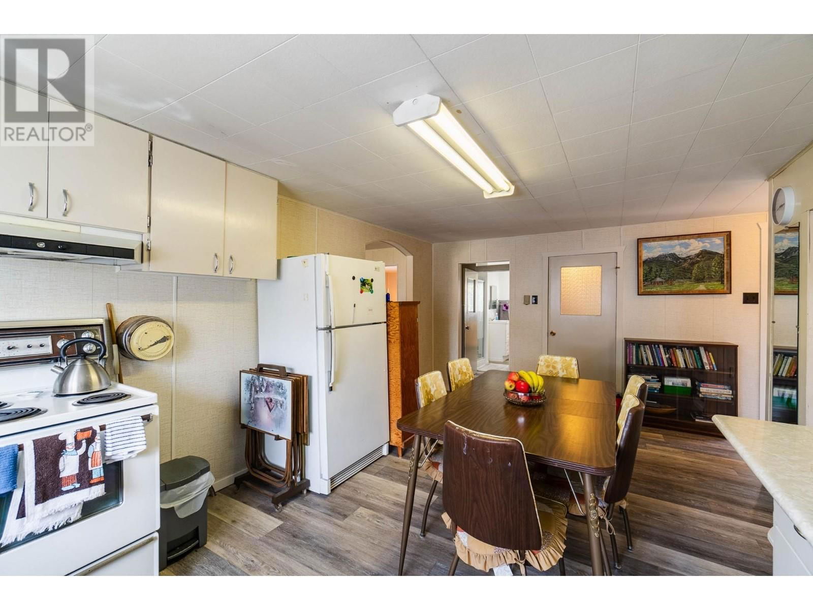 112 JOSEPHINE STREET Image 12