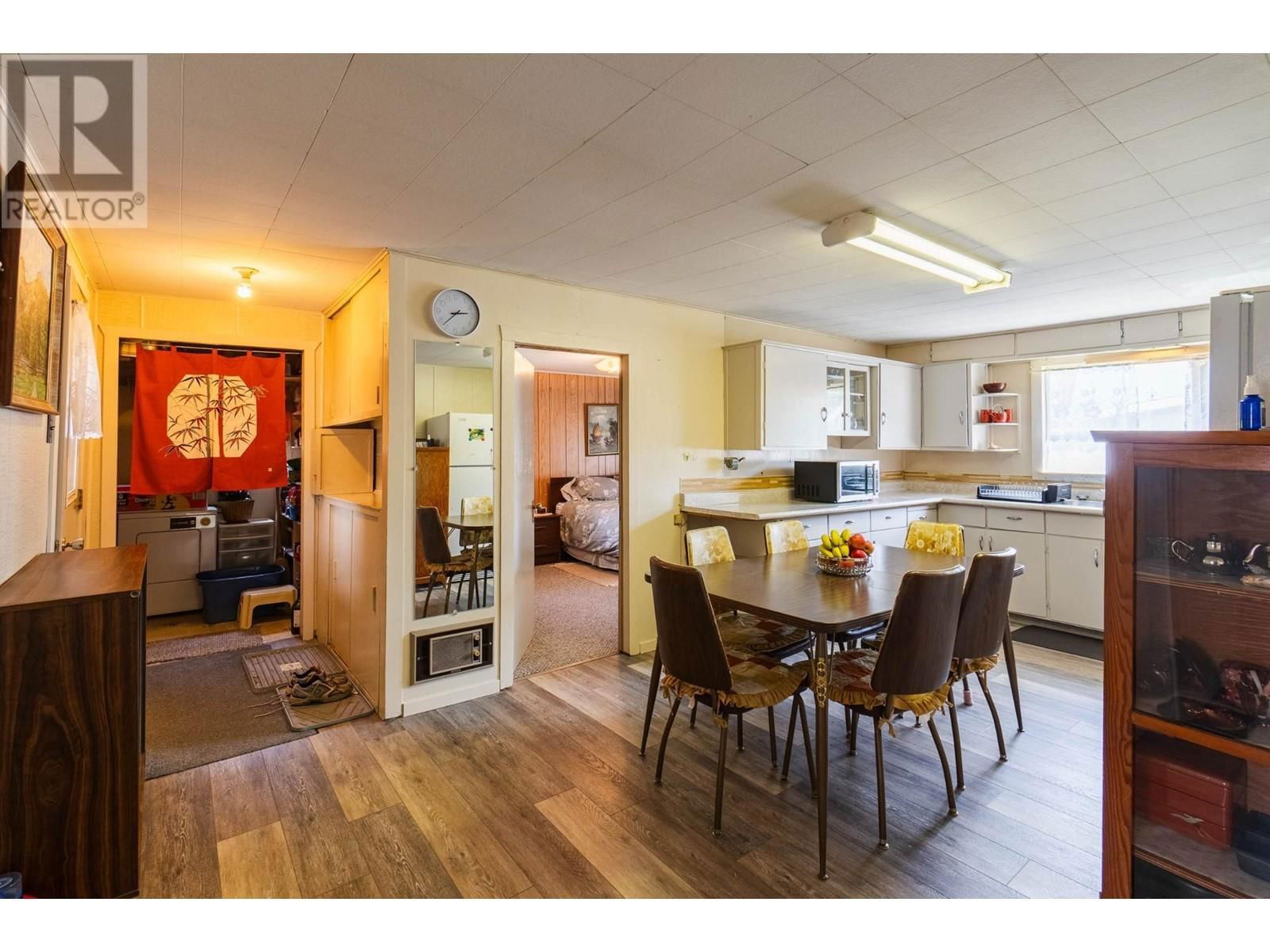 112 JOSEPHINE STREET Image 16