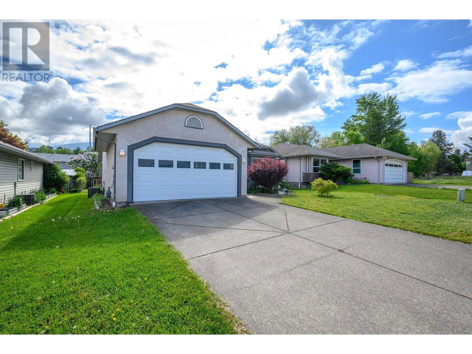 5205 21 STREET Image 2